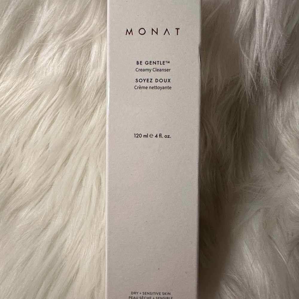 Monat Be Gentle Creamy Cleanser